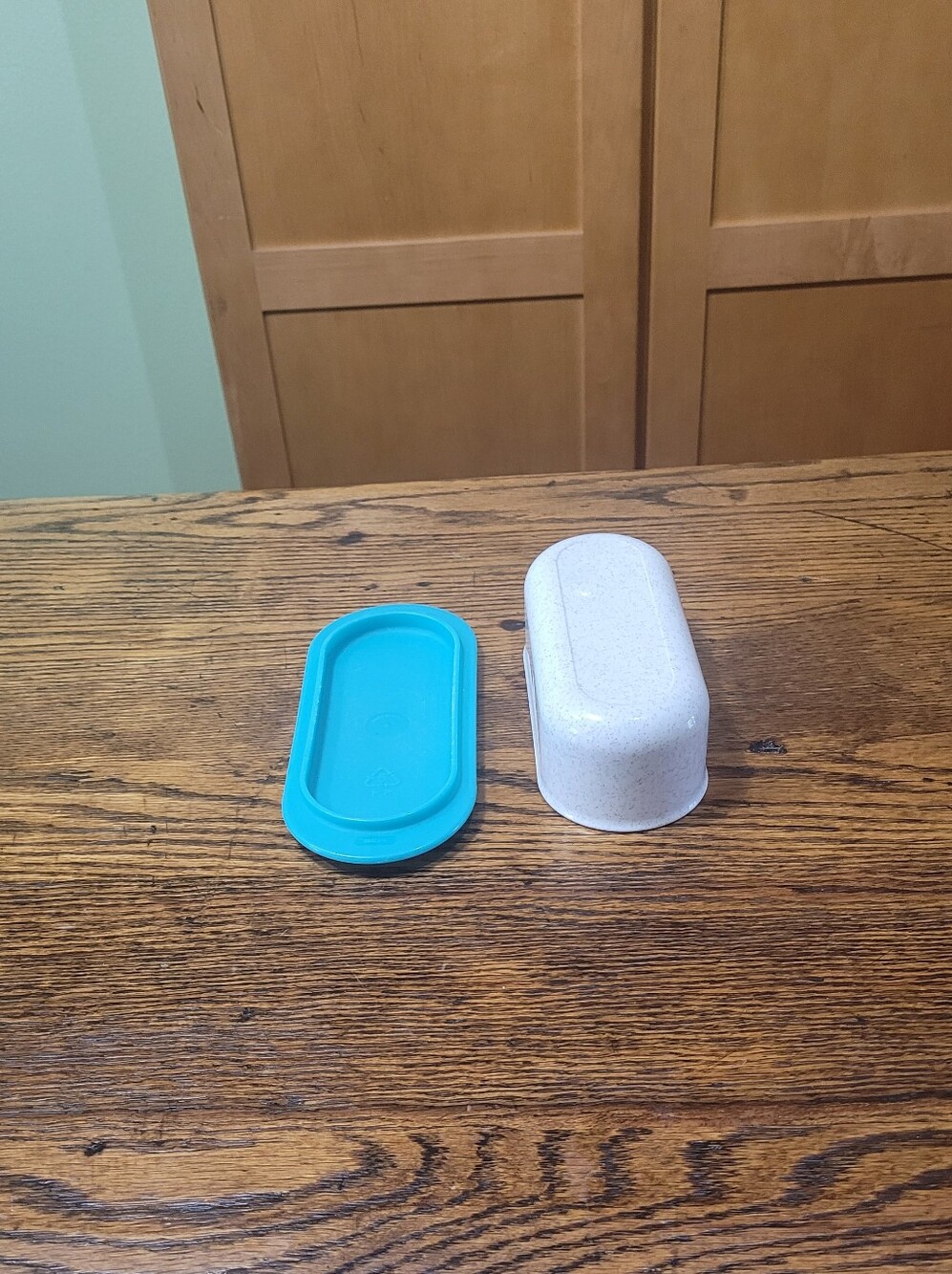 Tupperware Butter dish - Picture 3 of 3